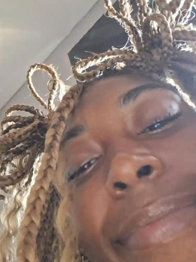 Hi I'm seeking a safe place to live