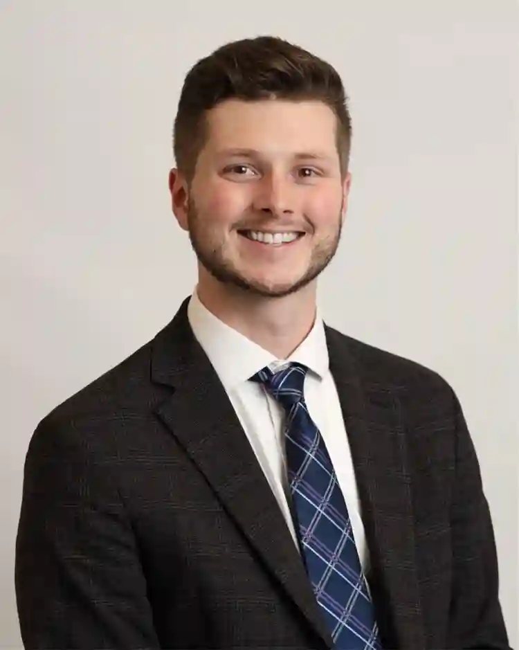 Single guy with a quiet, big lab