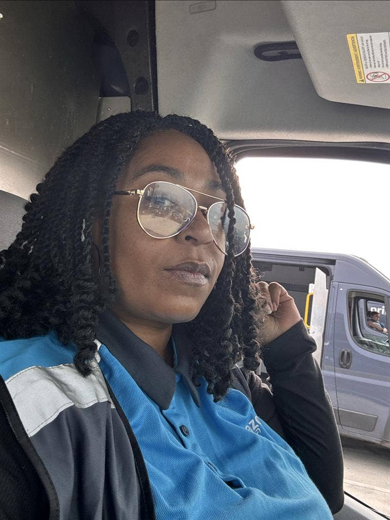 Seeking a roommate close to Atwater