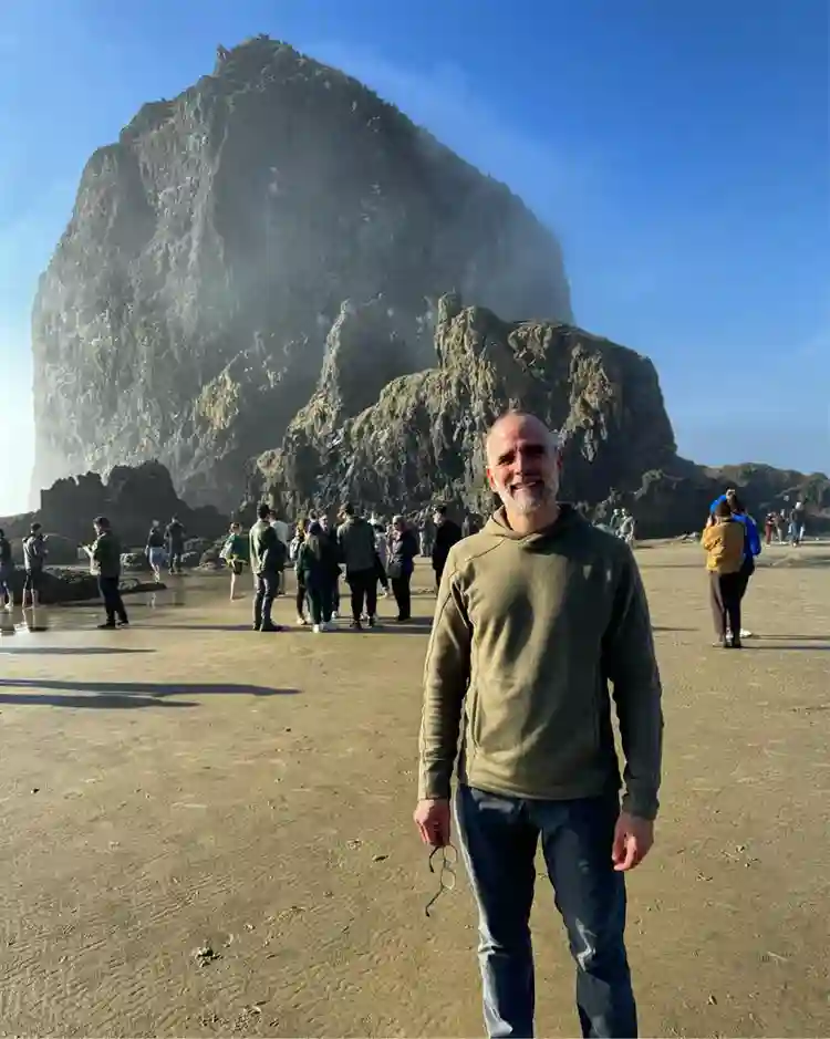 Easygoing Professional Seeking Room