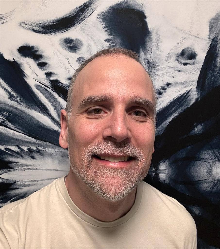 Easygoing Professional Seeking Room