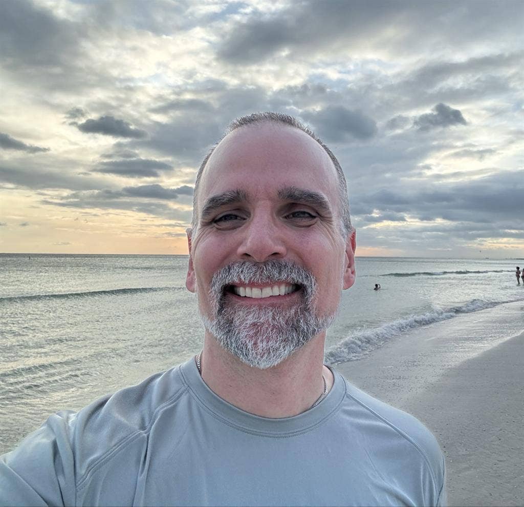 Easygoing Professional Seeking Room