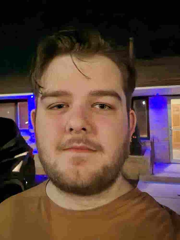 Looking for room by end of January