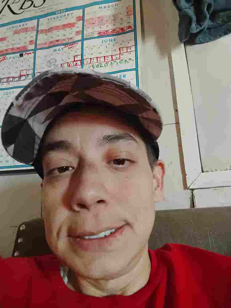 Hello trans male looking for room