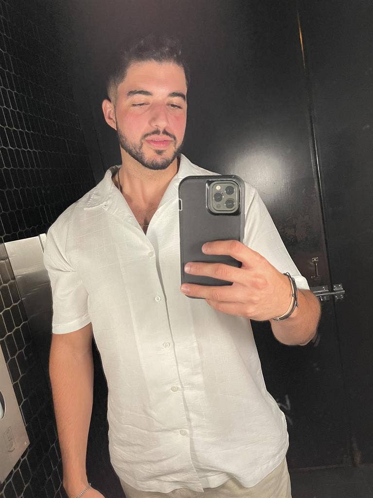 Easygoing Roommate in Boynton