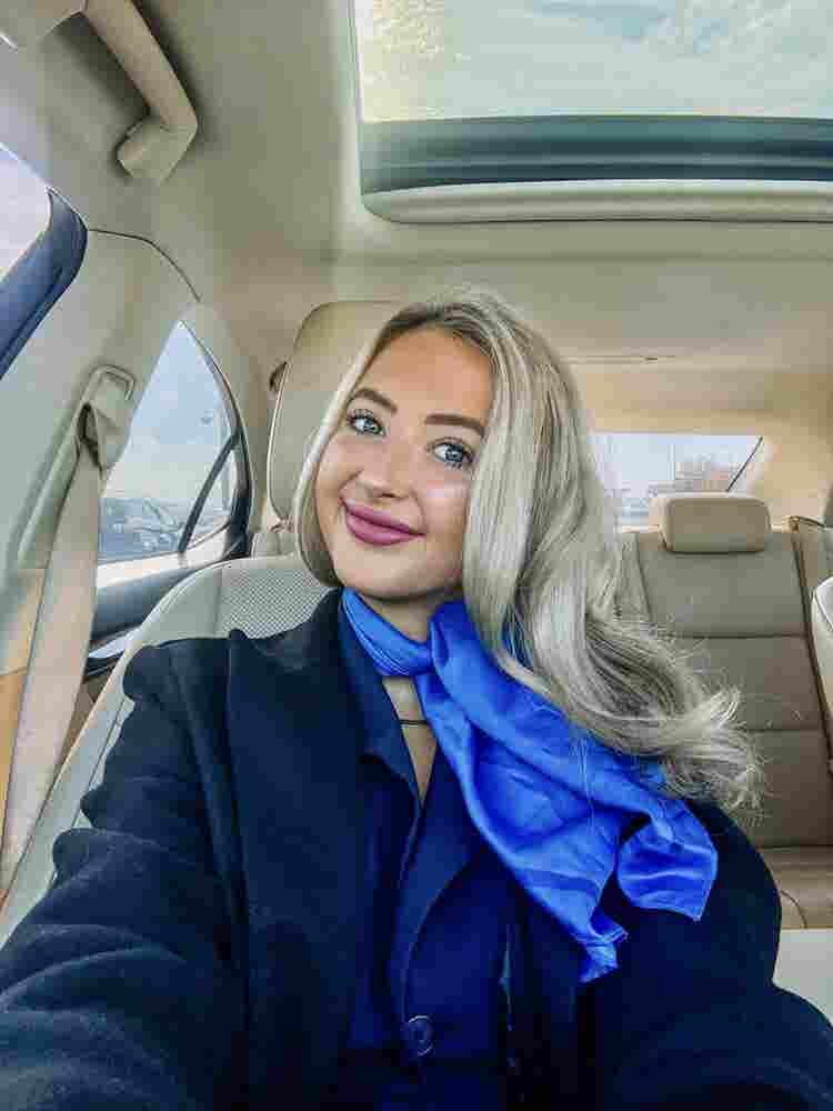 Flight attendant | ISO a “crashpad"