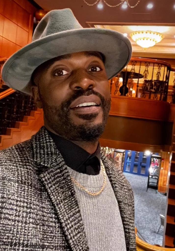 Hardworking tenant for a room.