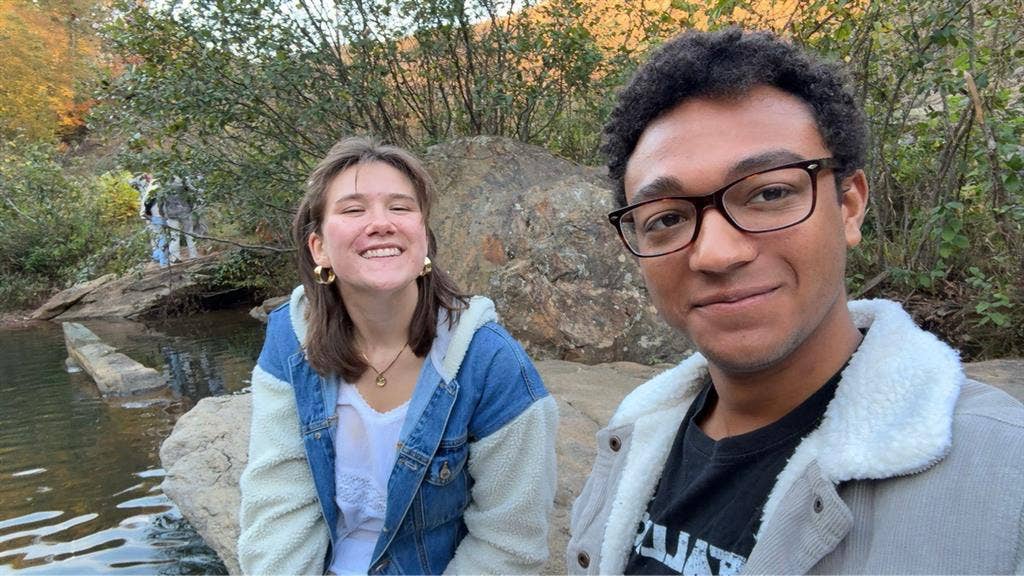 F looking for room near clemson