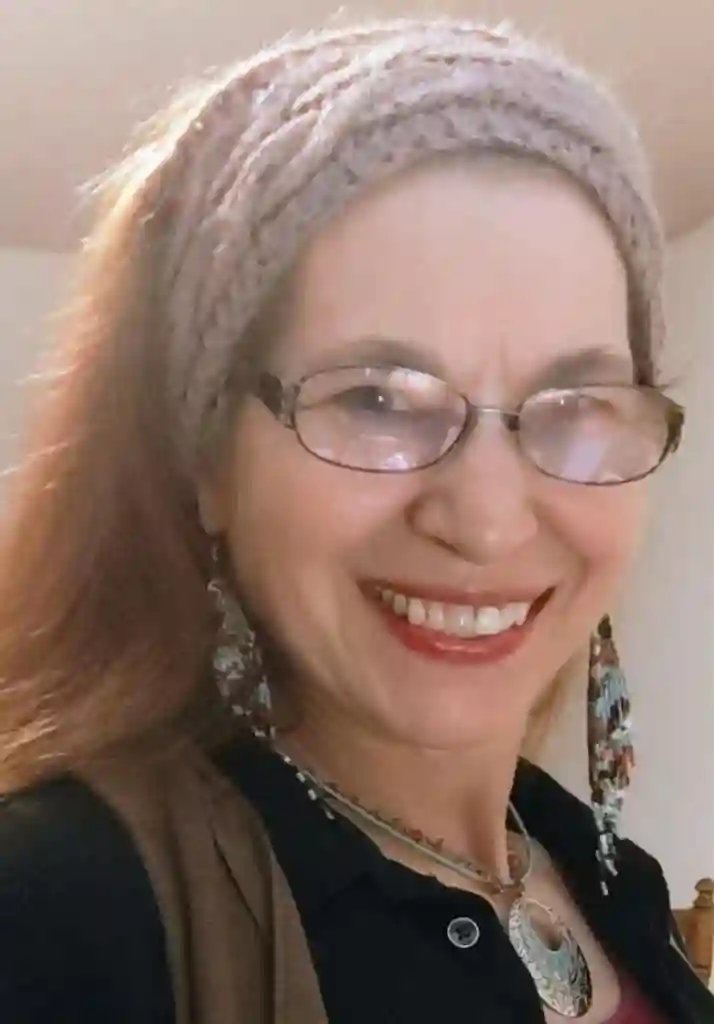 + female searching for a roommate