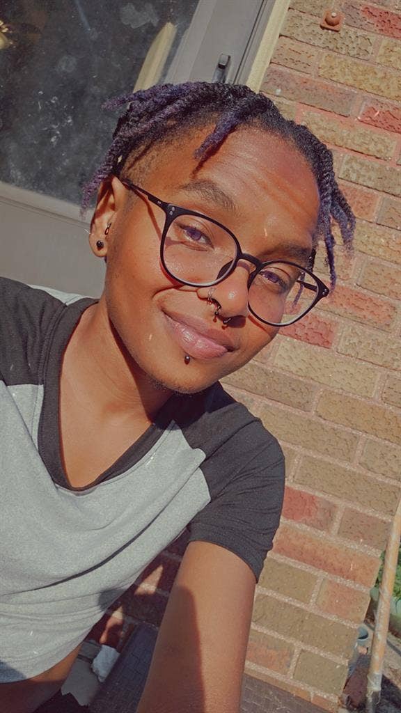 Artisit / Reader / Quiet