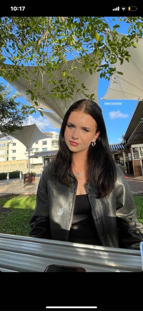 Student seeking room