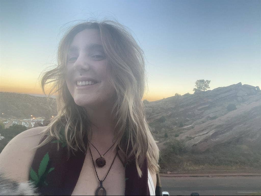 Looking for home myself & cat ♡