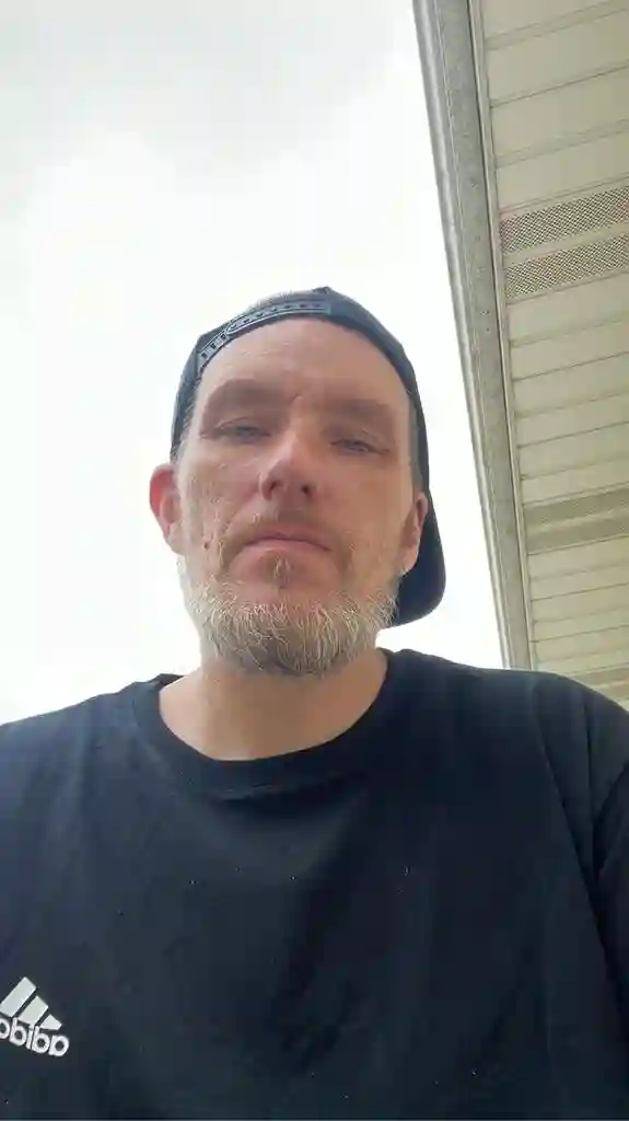 Quiet clean friendly guy