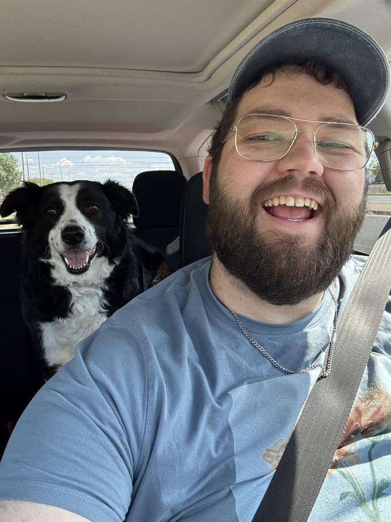 Looking for a Room me + 2 pets