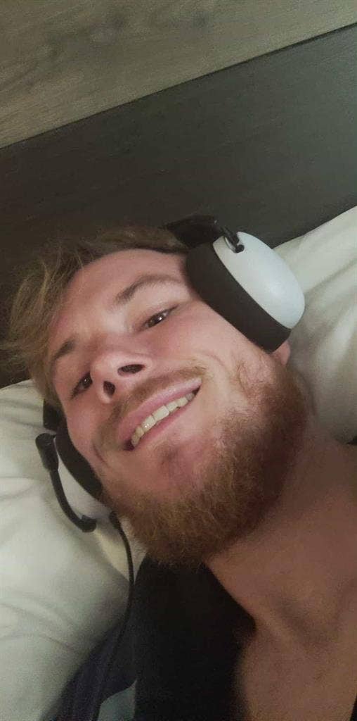 Looking for a room, clean and funny