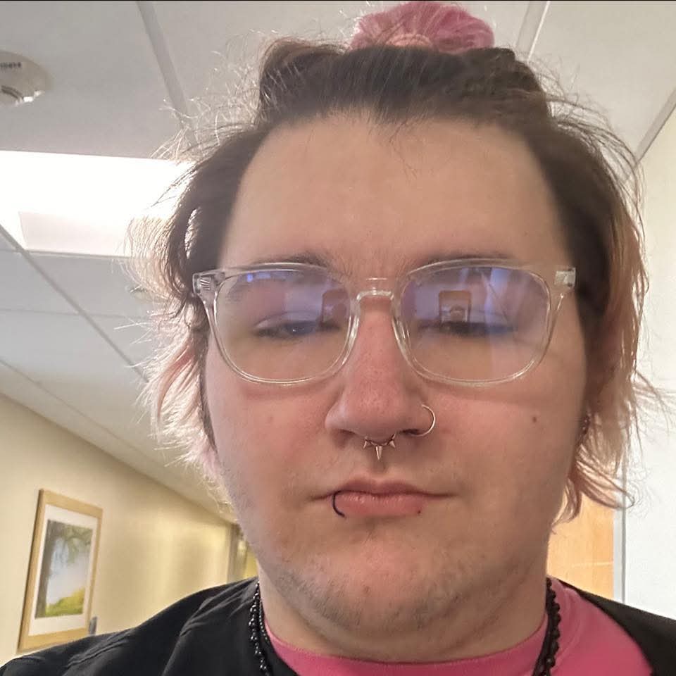 Friendly roommate looking for room