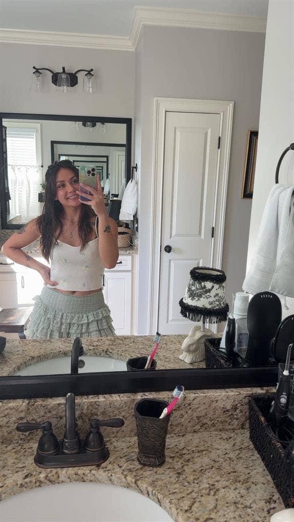 Looking for a girl Roomate