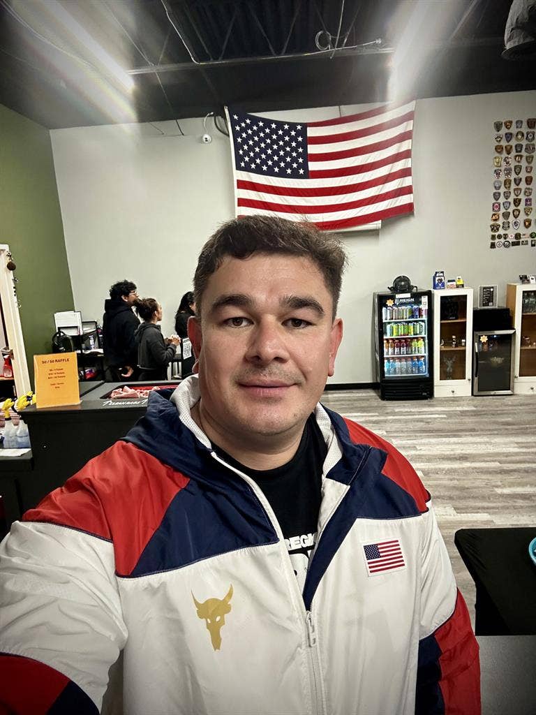 Привет:) Ищу чистую комнату!спасибо