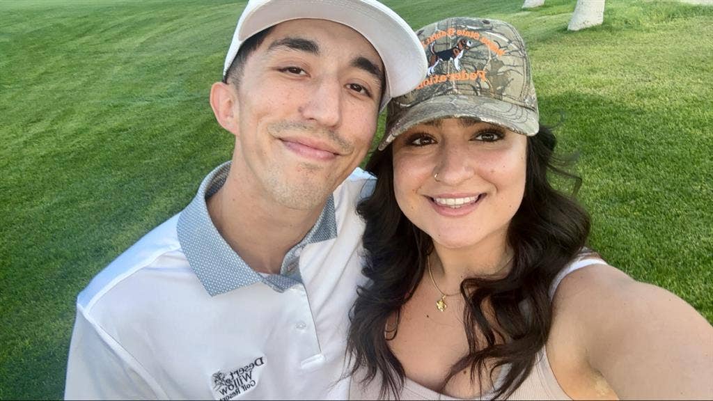 Couple Looking for Room