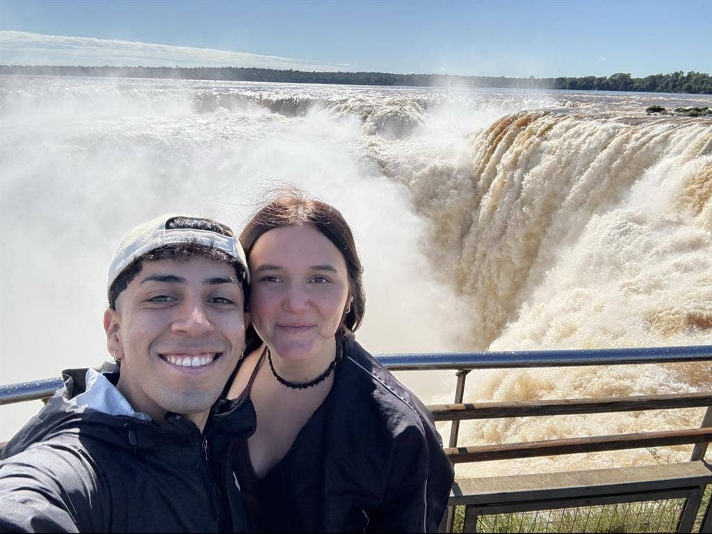 Looking for a room with my boyfrien