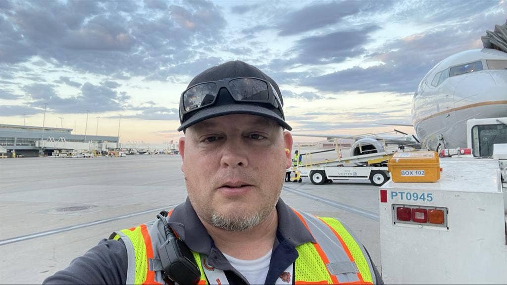 Hello! Looking for a room to rent!