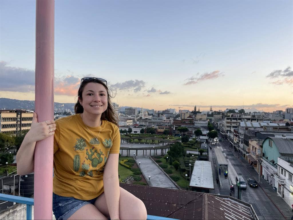 Looking for room w/private bathroom