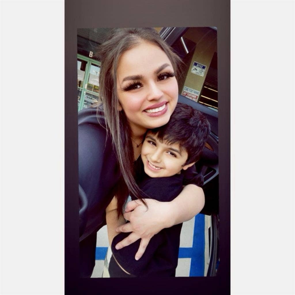 ISO: 
NoHo/SFV /Pasadena housemate