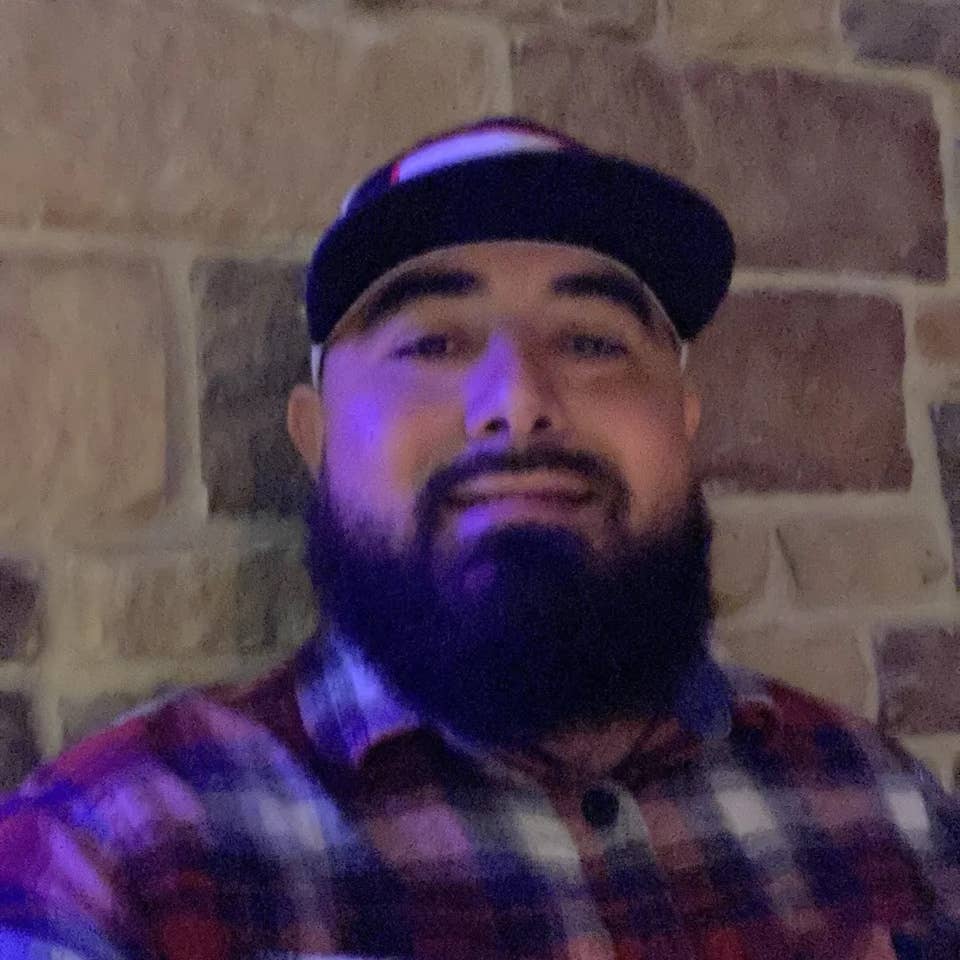 Looking for a room. No men.