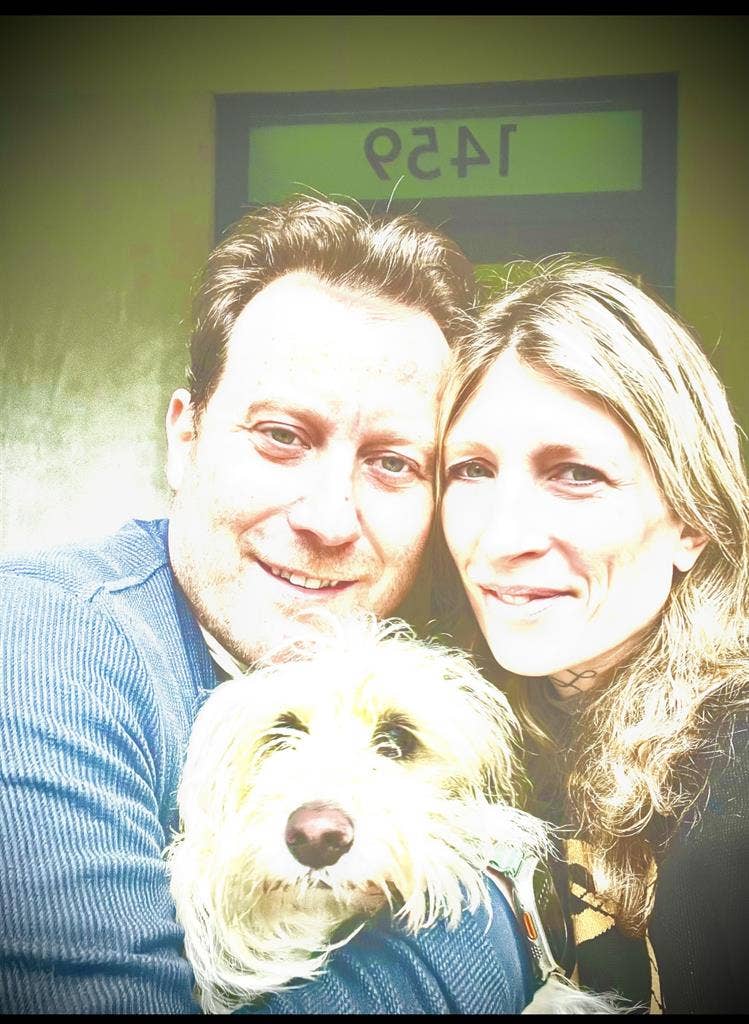 Couple looking for a room to rent