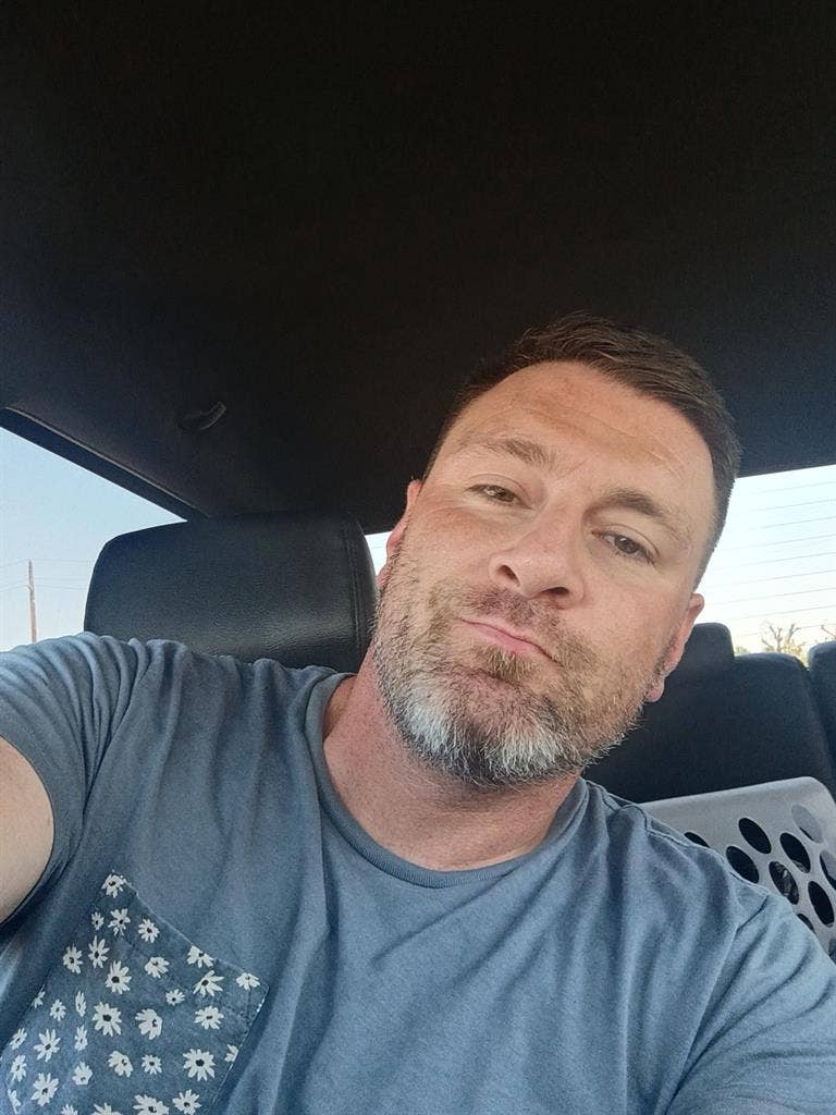 New... from MS/LA Looking for room