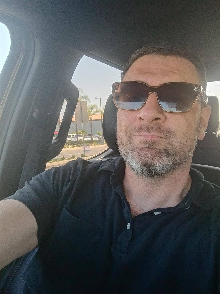 New... from MS/LA Looking for room