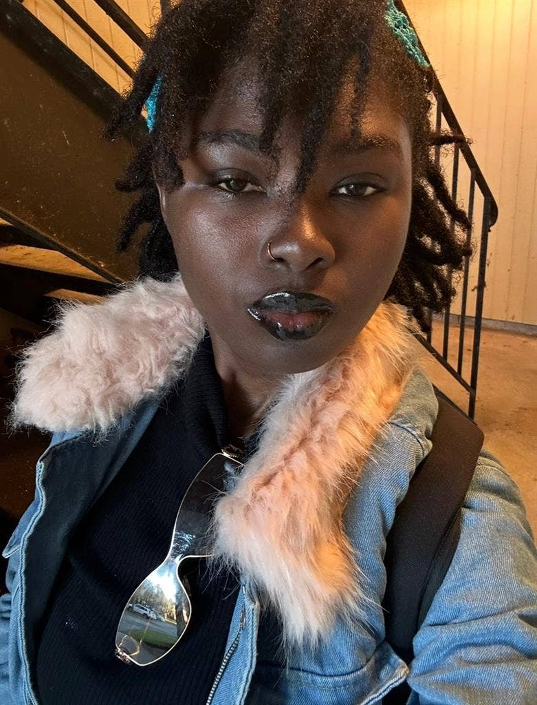 Looking for Private Roomm