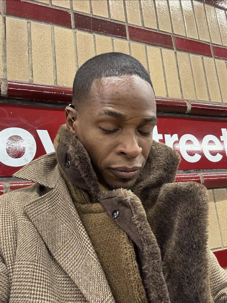 Girl-dad. 2bdrm needed.