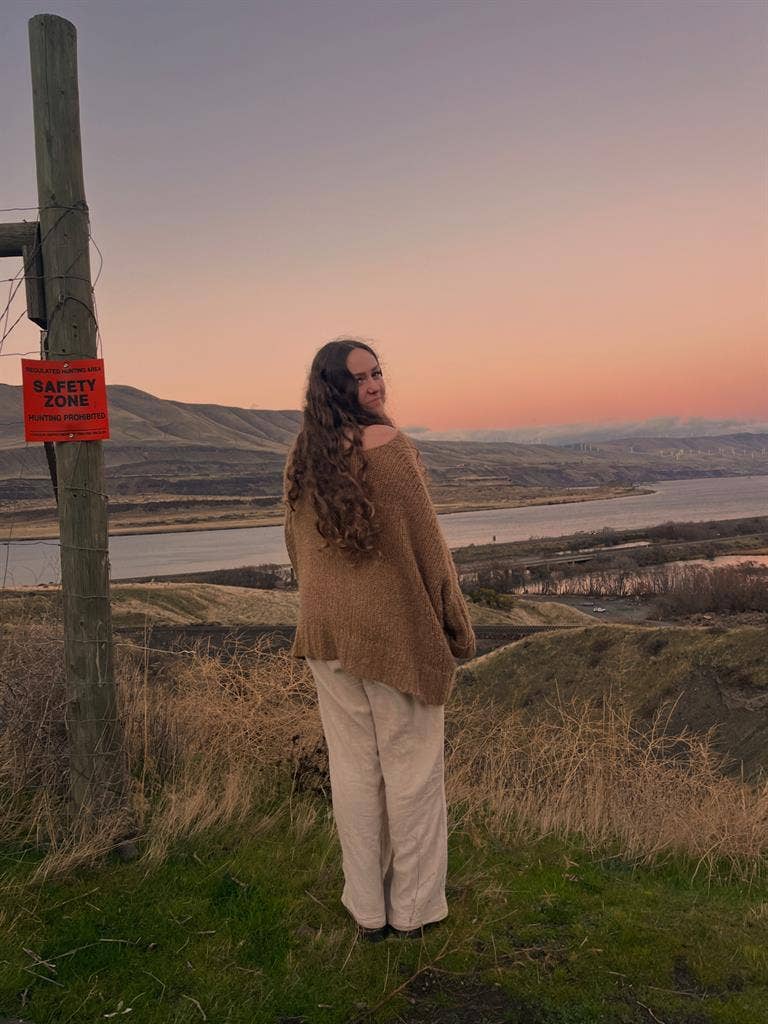 I am looking to rent a room:)