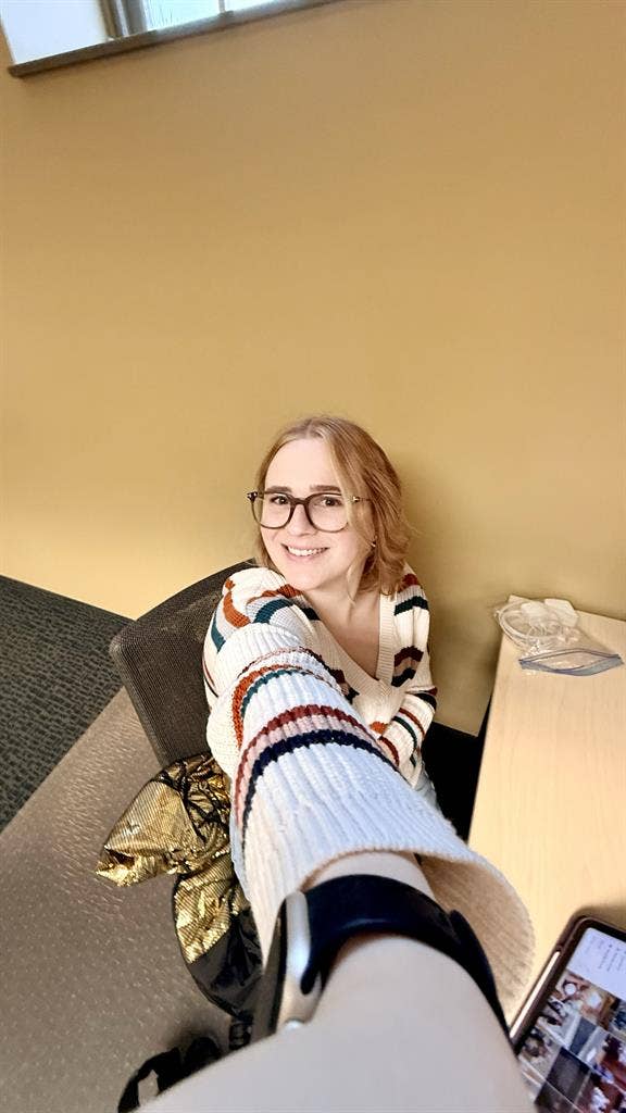 Looking for a Roommatee