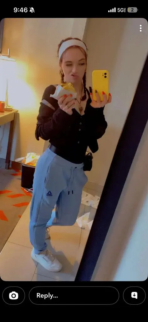 27 year old woman looking housing