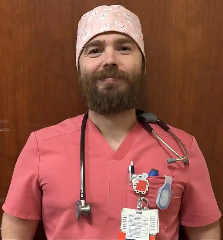 Traveling nurse looking for room