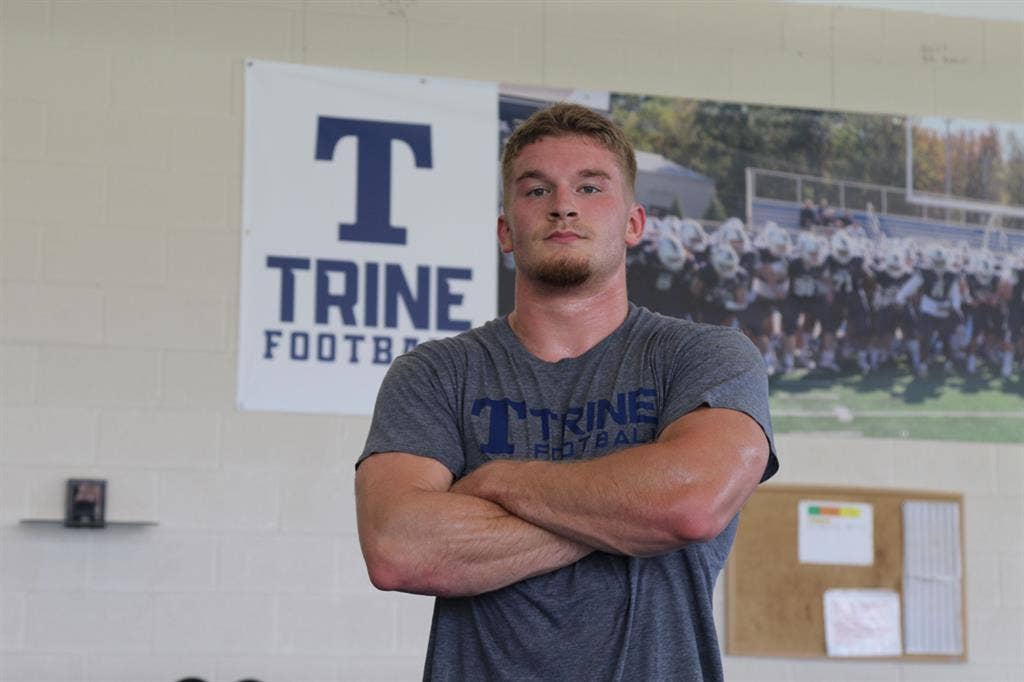 Looking for roommate