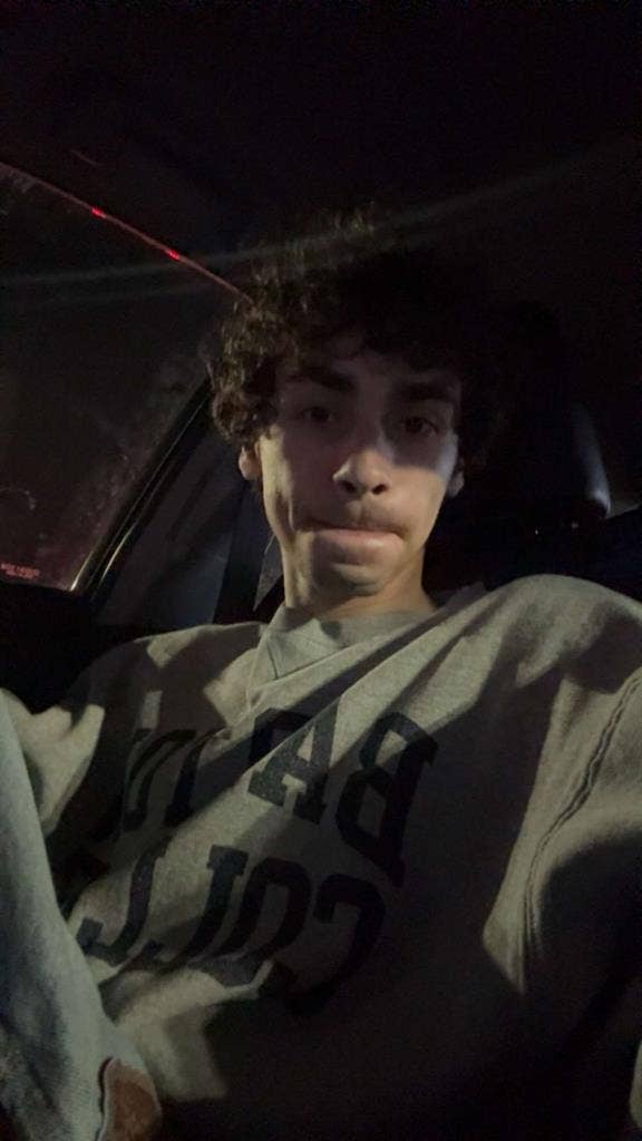 VCU student looking for roommates!