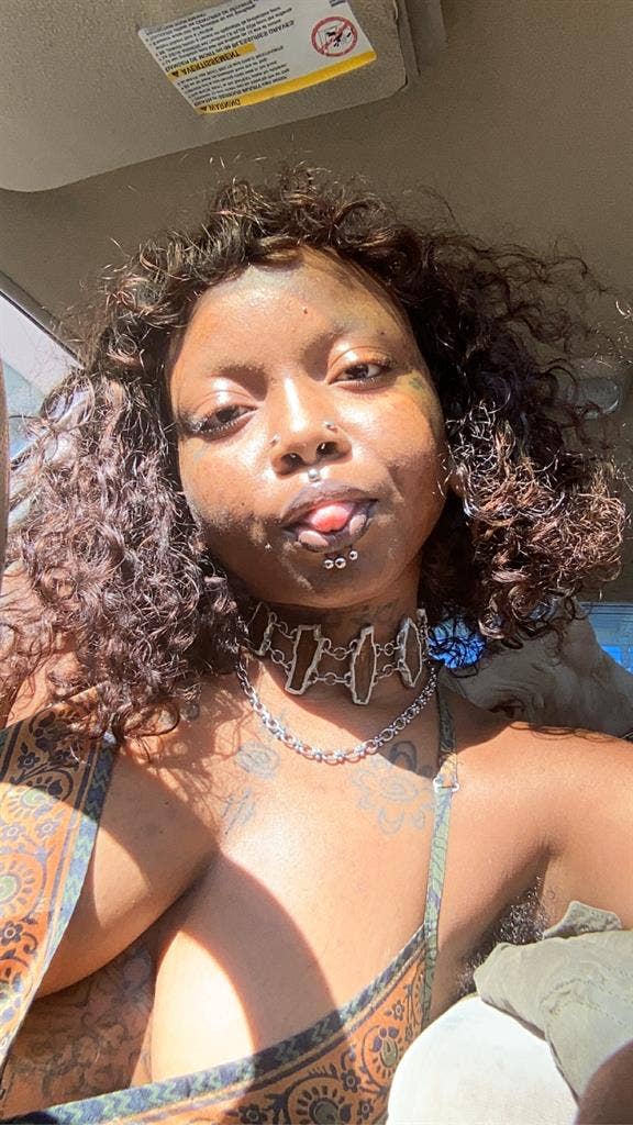 Need room 2 rent ASAP, I have a dog