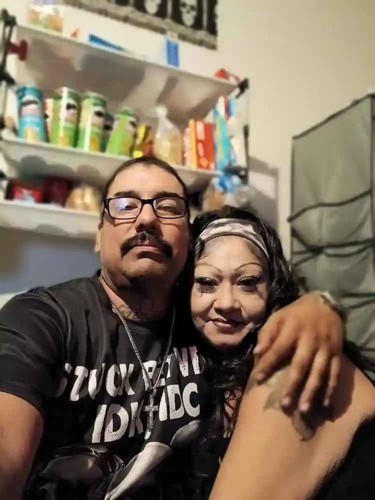 Couple, safe, friendly