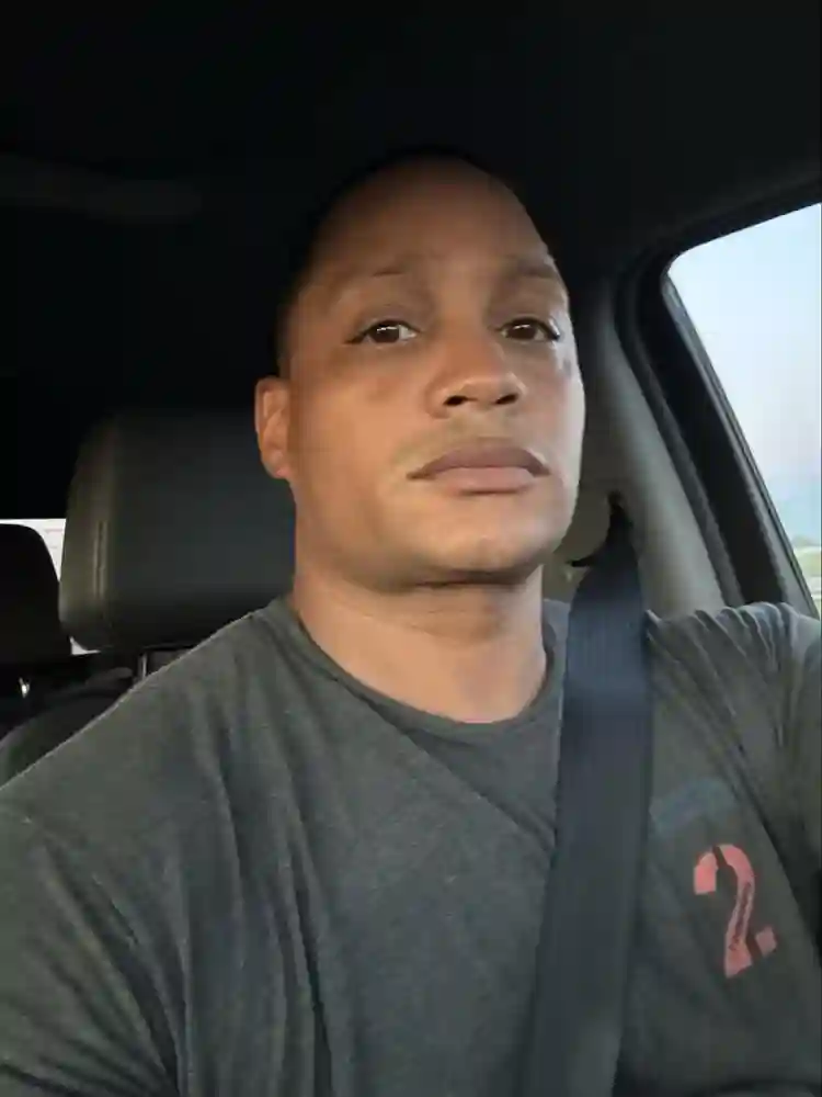 Looking for a roommate