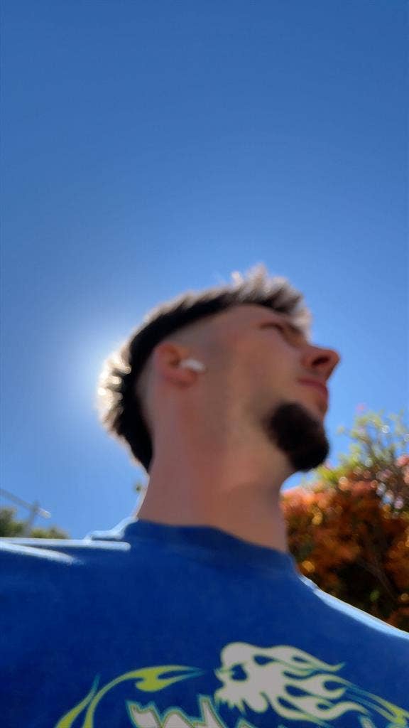 search for rooms or a house to rent