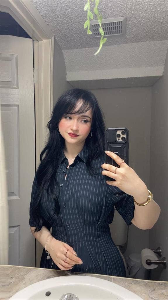 Female Room Needed SF - Aug
