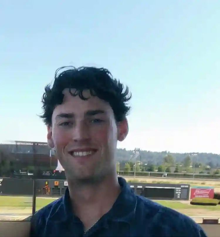 Roommate in Everett Area