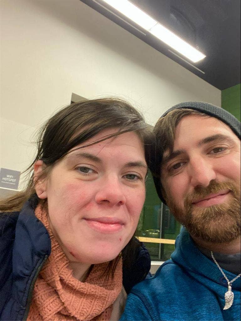 quiet couple ISO housing