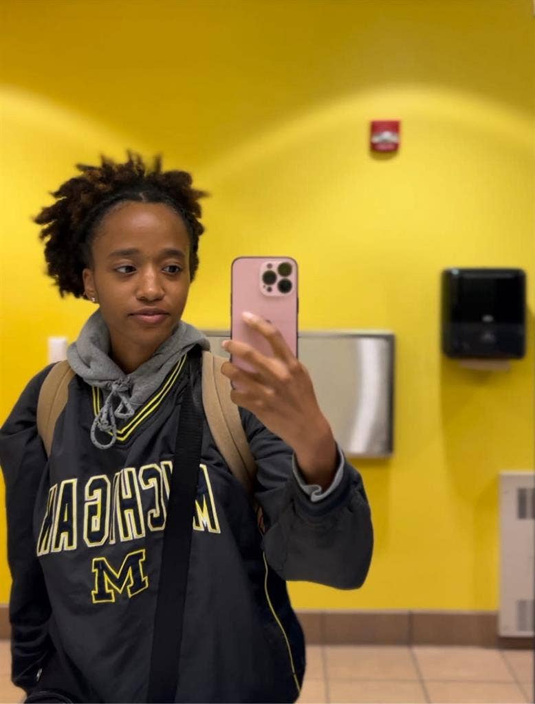 Looking for a room or roommate near