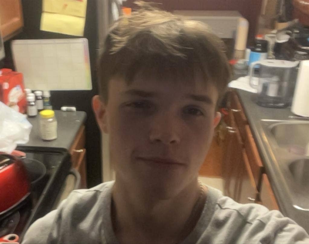 Looking for Roomate(s)/ Apartmentt