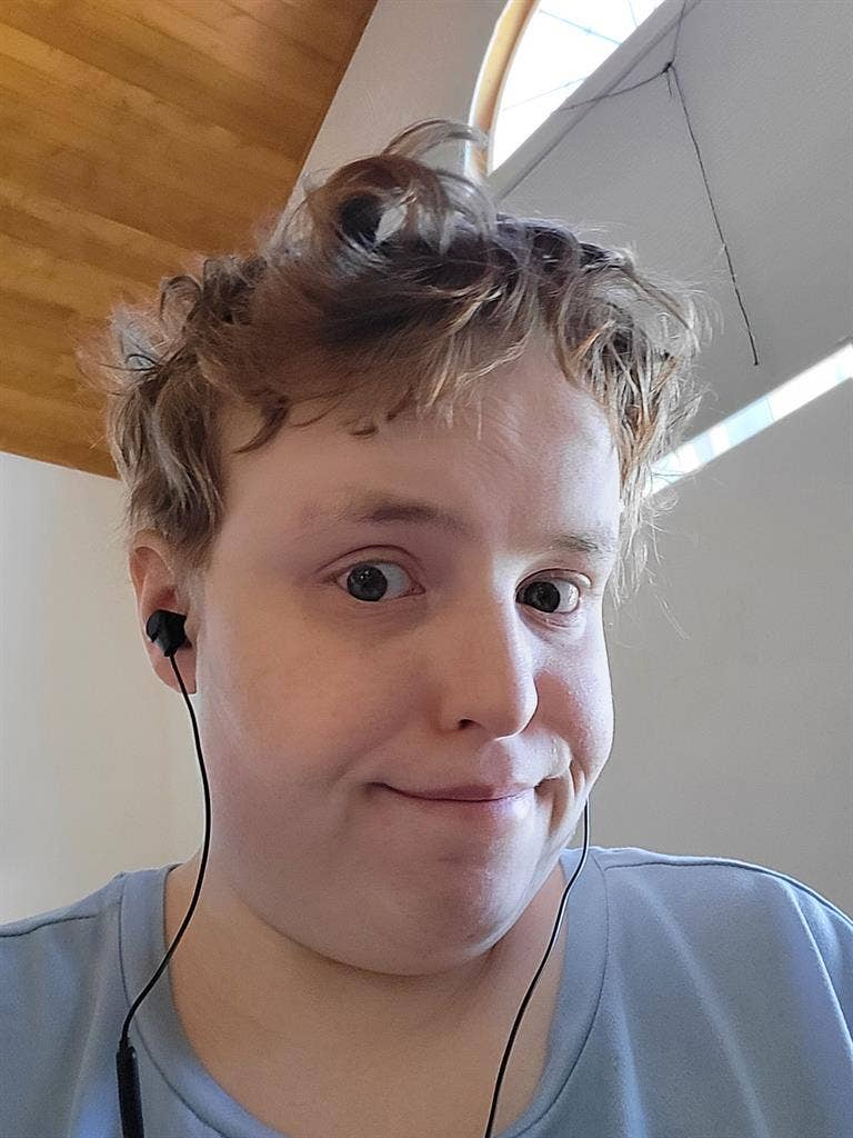 Looking for room and roommate