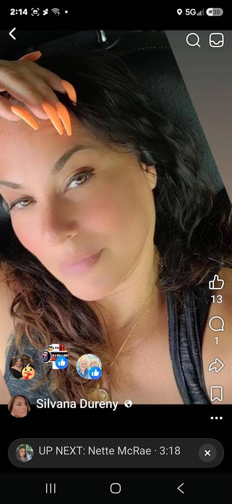 Looking for 1/2bedr00m